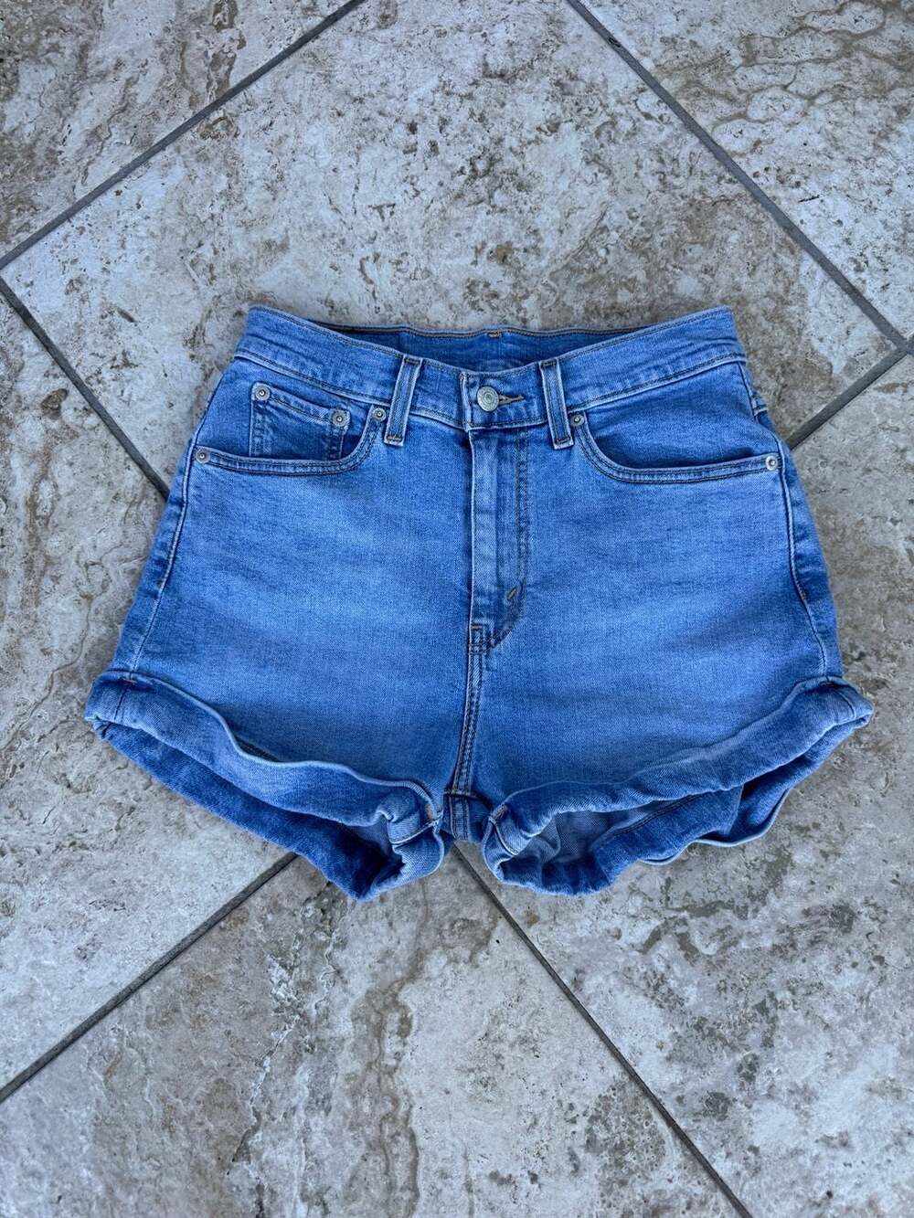 Levi's Women's 27 Jean Shorts Cuffed Blue Medium Wash Shorts